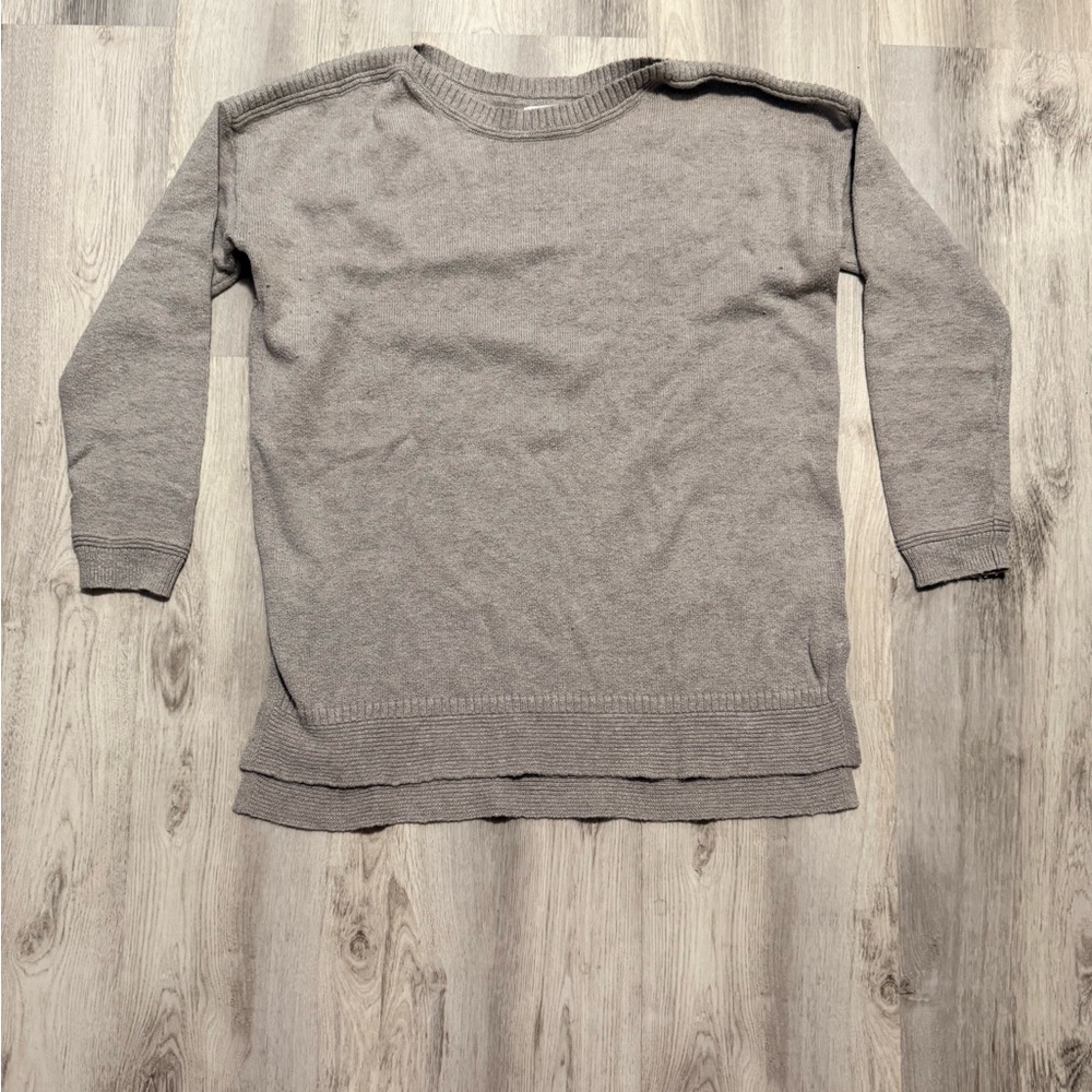Old Navy Sweater